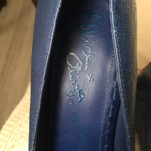 Alice and Olivia navy platform heels Sz7.5 - Picture 8 of 8